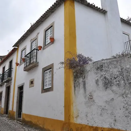 Дом отдыха Casa Com Jardim Dentro Da Muralha De *